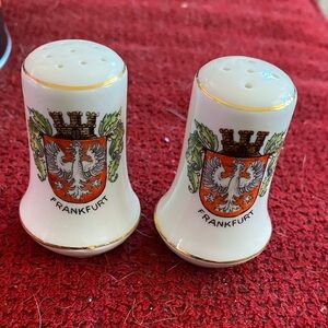 Frankfurt Ceramic Souvenir Salt & Pepper Shakers - White with Orange Crest